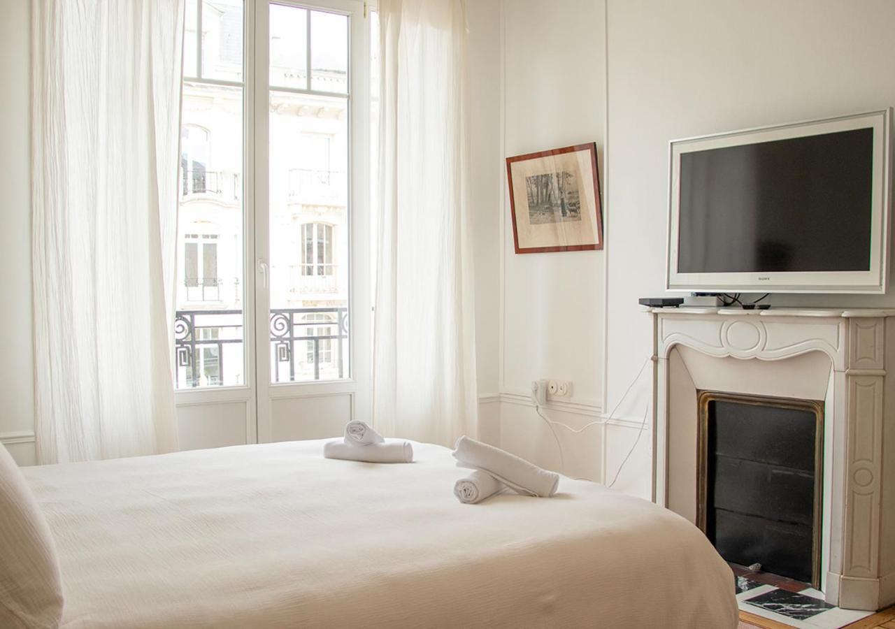 Rare! Magnifique Appartement - Vue Cathedrale แร็งส์ ภายนอก รูปภาพ