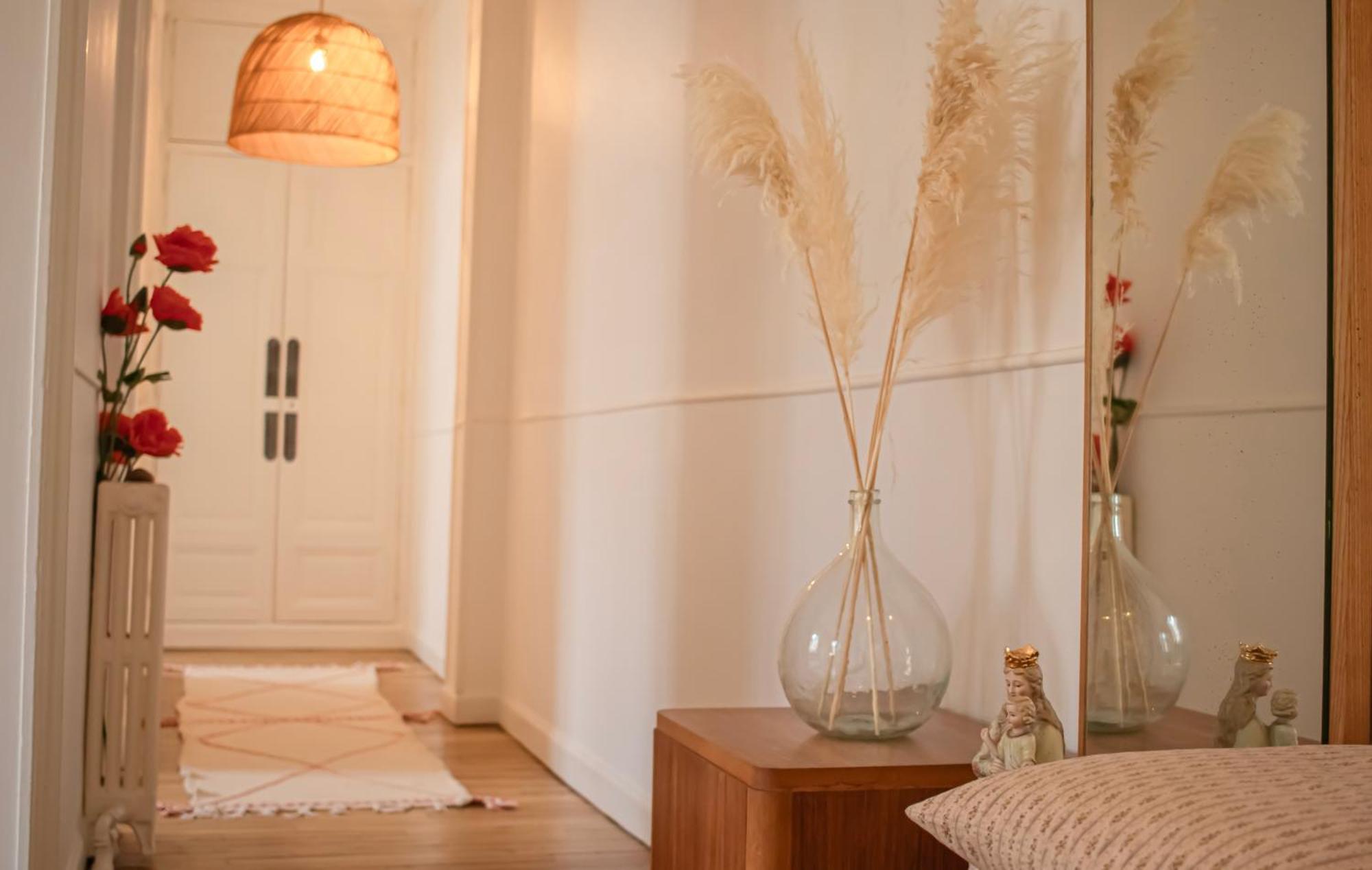 Rare! Magnifique Appartement - Vue Cathedrale แร็งส์ ภายนอก รูปภาพ